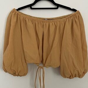 ASTR Golden Cropped Blouse (Sz M)